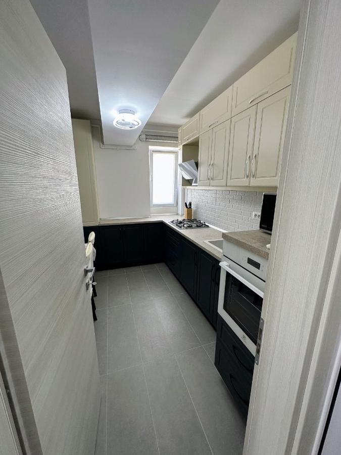 Glamart Apartment Крайова Екстериор снимка